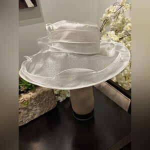 Elegant White Women's Hat